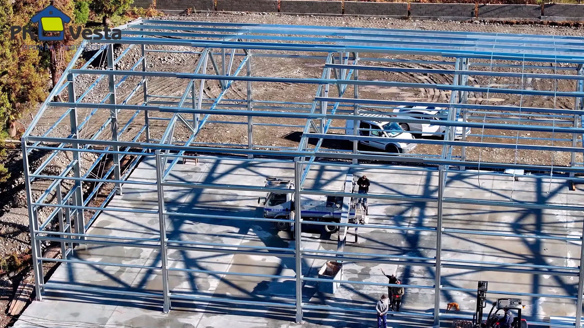 Завод ПК Веста сообщает о завершении монтажа быстровозводимого склада 18Ш х 54Д х 6В из ЛСТК (972 кв.м.) для местного фермера в г. Батуми, Грузия