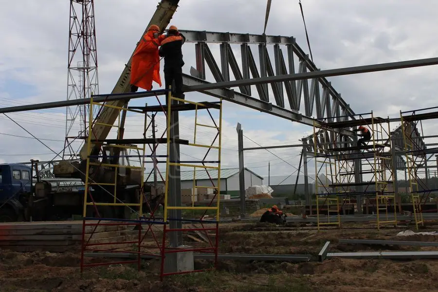 ПК Веста объявляет о начале монтажных работах быстровозводимого комплекса кроликофермы в Подмосковье, Россия