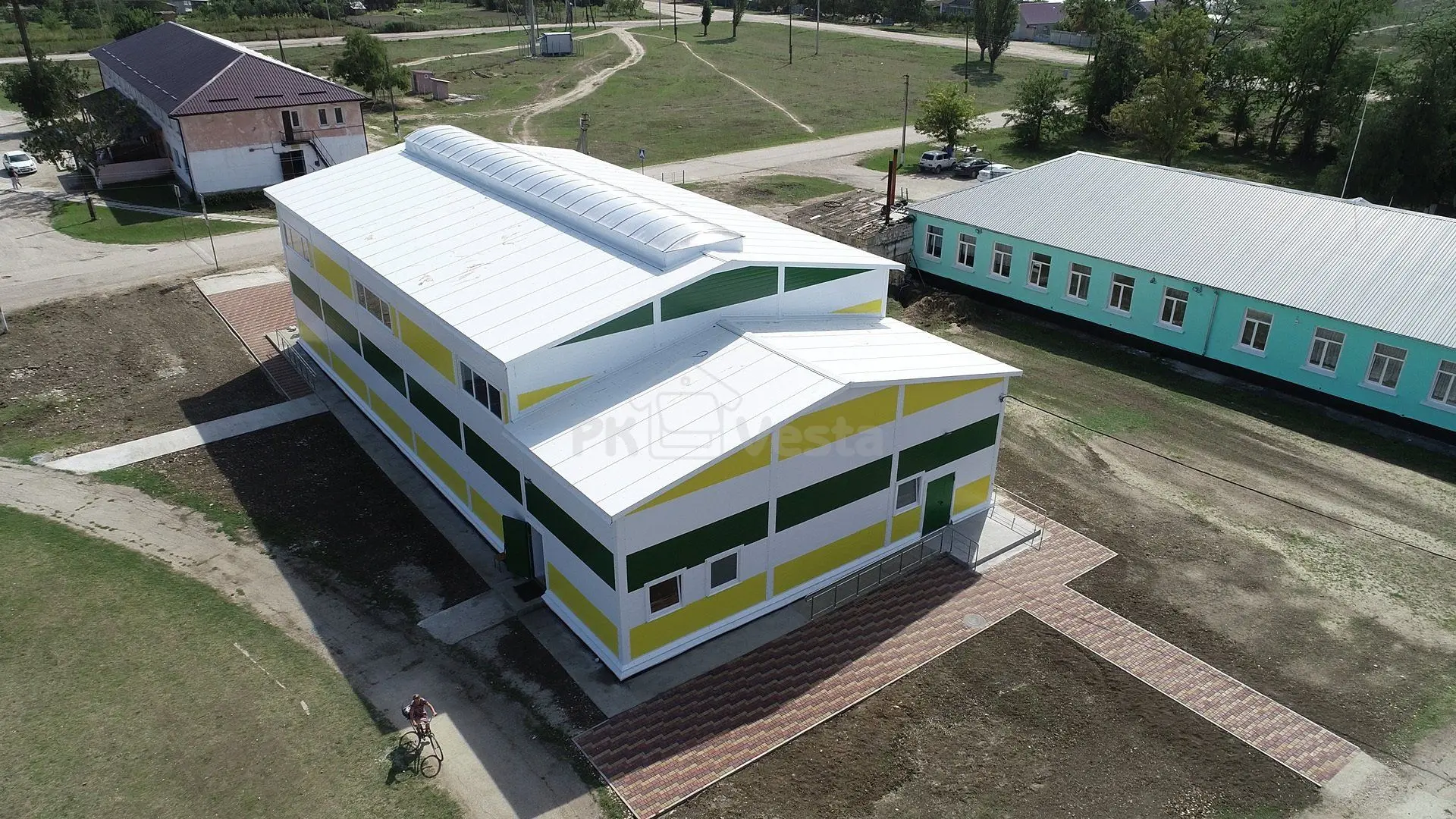 ПК «Веста» объявляет о презентации первого детского спорт зала 15 х 30 х 4.2/7 главе республики Крым в России - Сергею Аксенову