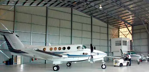 Строительство-ангара-для-самолета